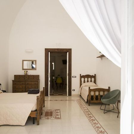 Palazzo Italia Apartments Бари Экстерьер фото